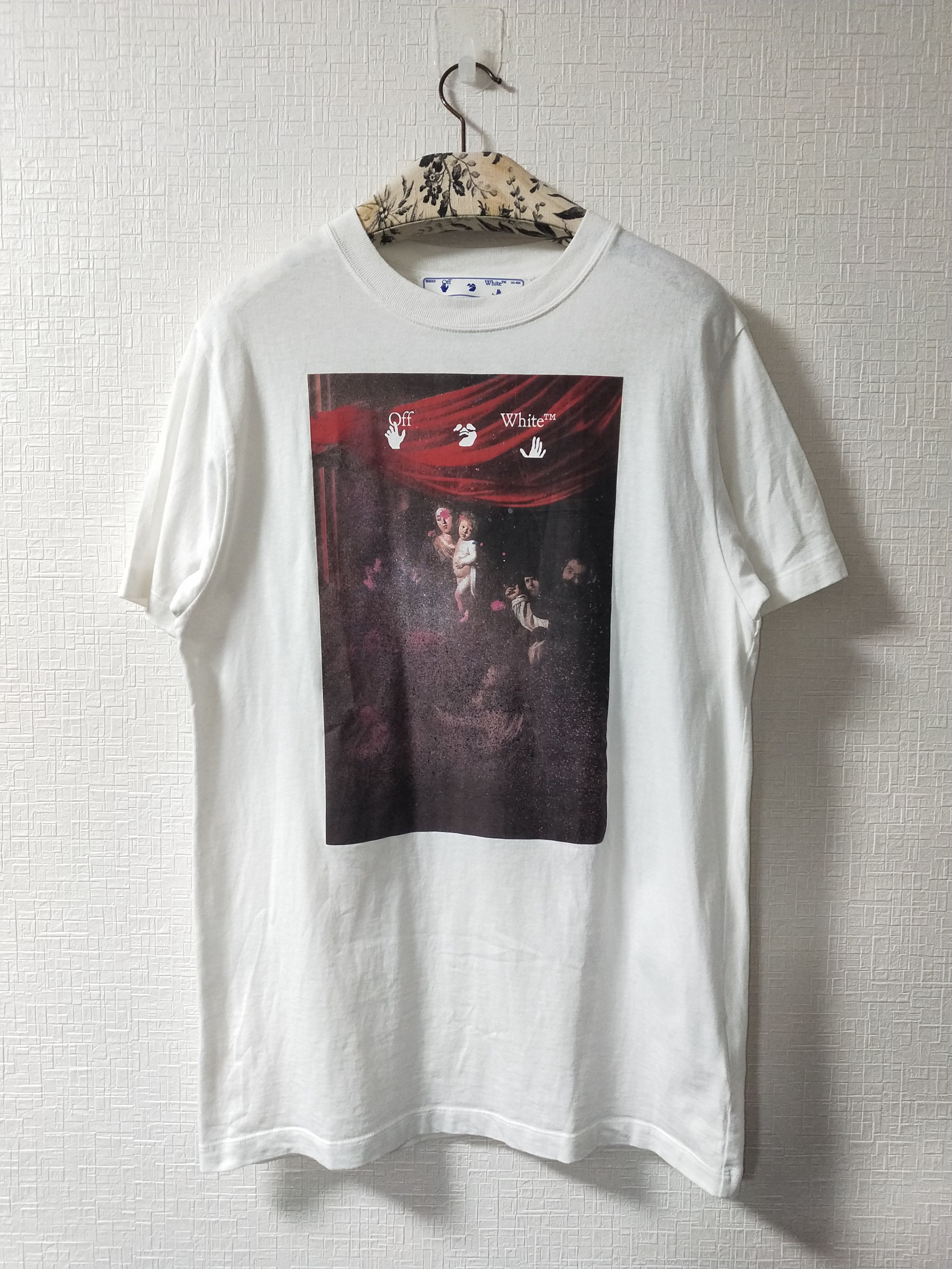 Off-White Sprayed Caravaggio Tee Size US M / EU 48-50 / 2 - 1 Thumbnail