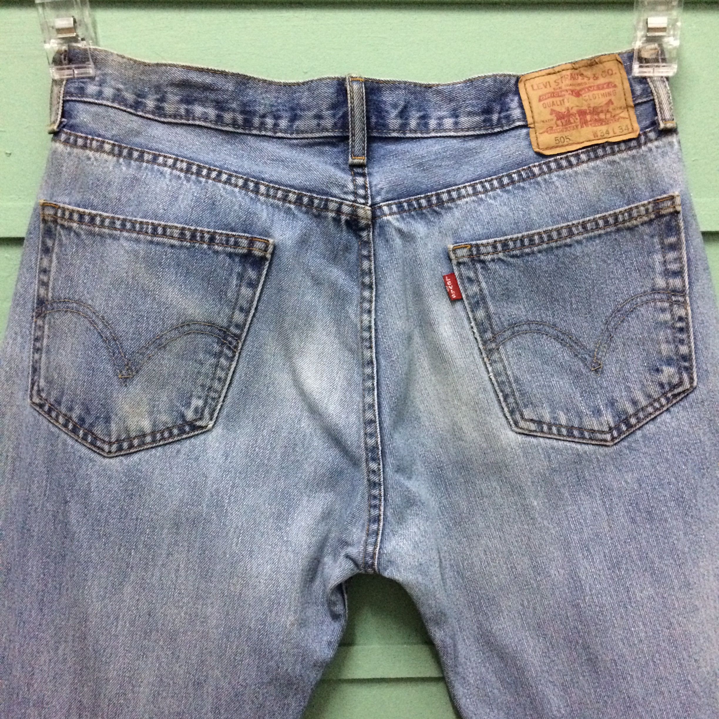 Levi's × Vintage Vintage Distressed Levis 505 Jeans #B-159 Size US 35 - 7 Thumbnail