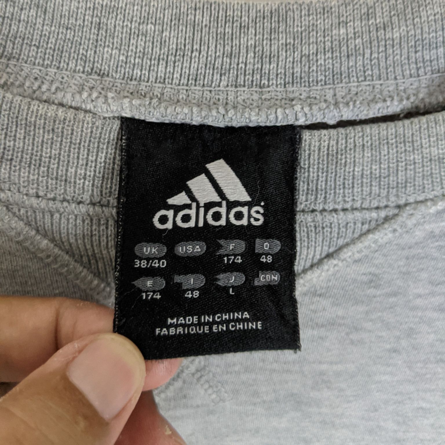 Adidas × Vintage Vintage ADIDAS Small Logo Jumper Sweatshirt Size US L / EU 52-54 / 3 - 12 Thumbnail