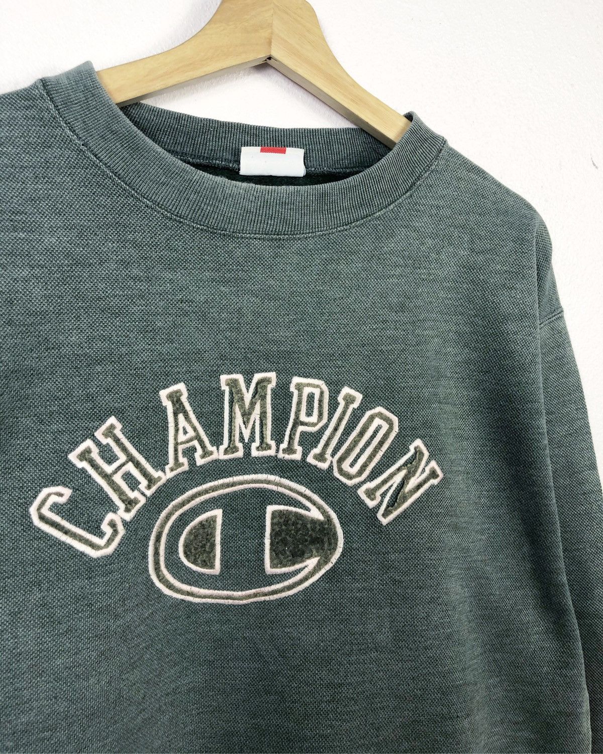 Champion Rare Vintage Champion Sweatshirt Size US L / EU 52-54 / 3 - 3 Thumbnail