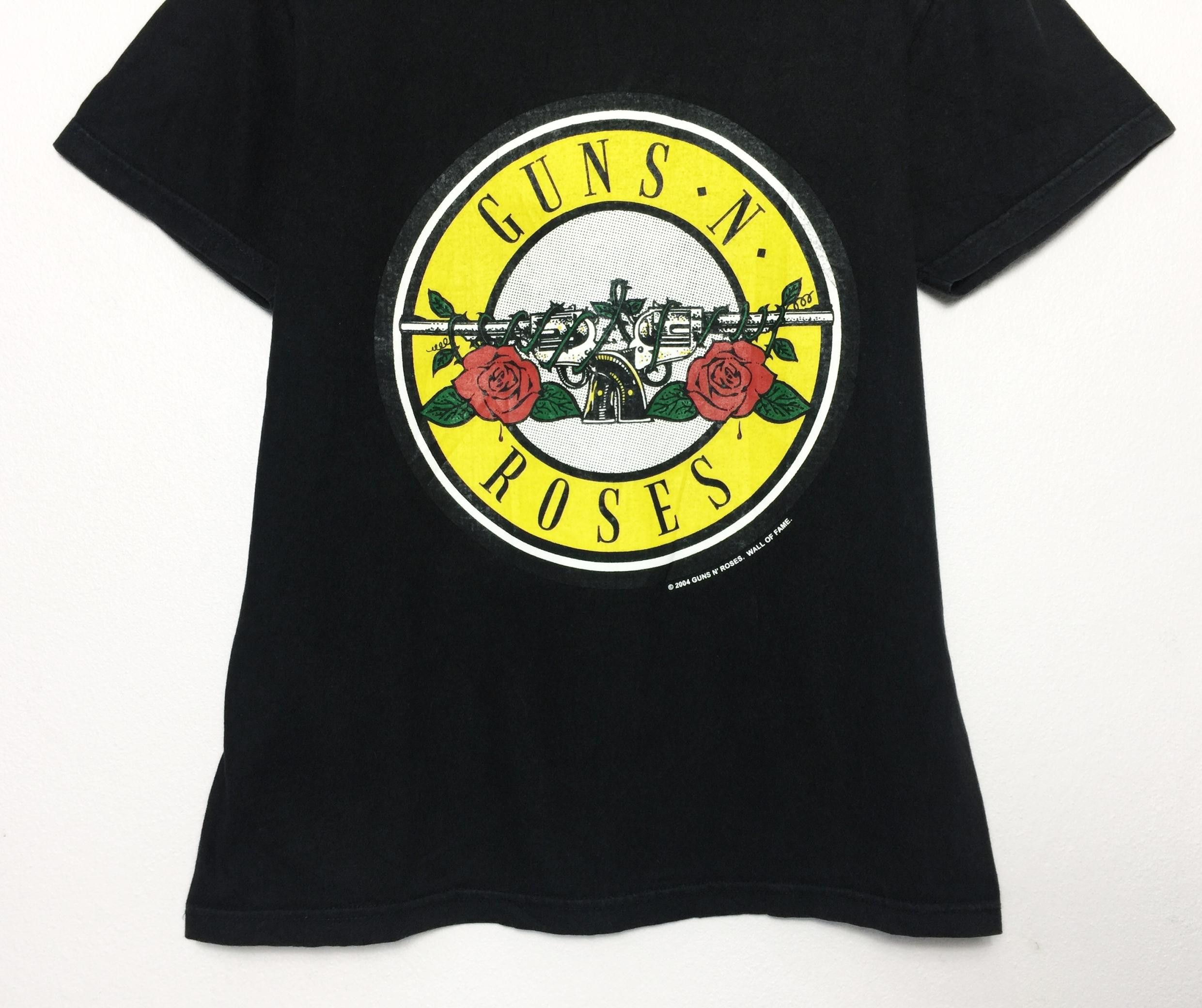 Guns N' Roses Rare Vintage 2004 Guns N Roses Band Tees Size US S / EU 44-46 / 1 - 5 Thumbnail