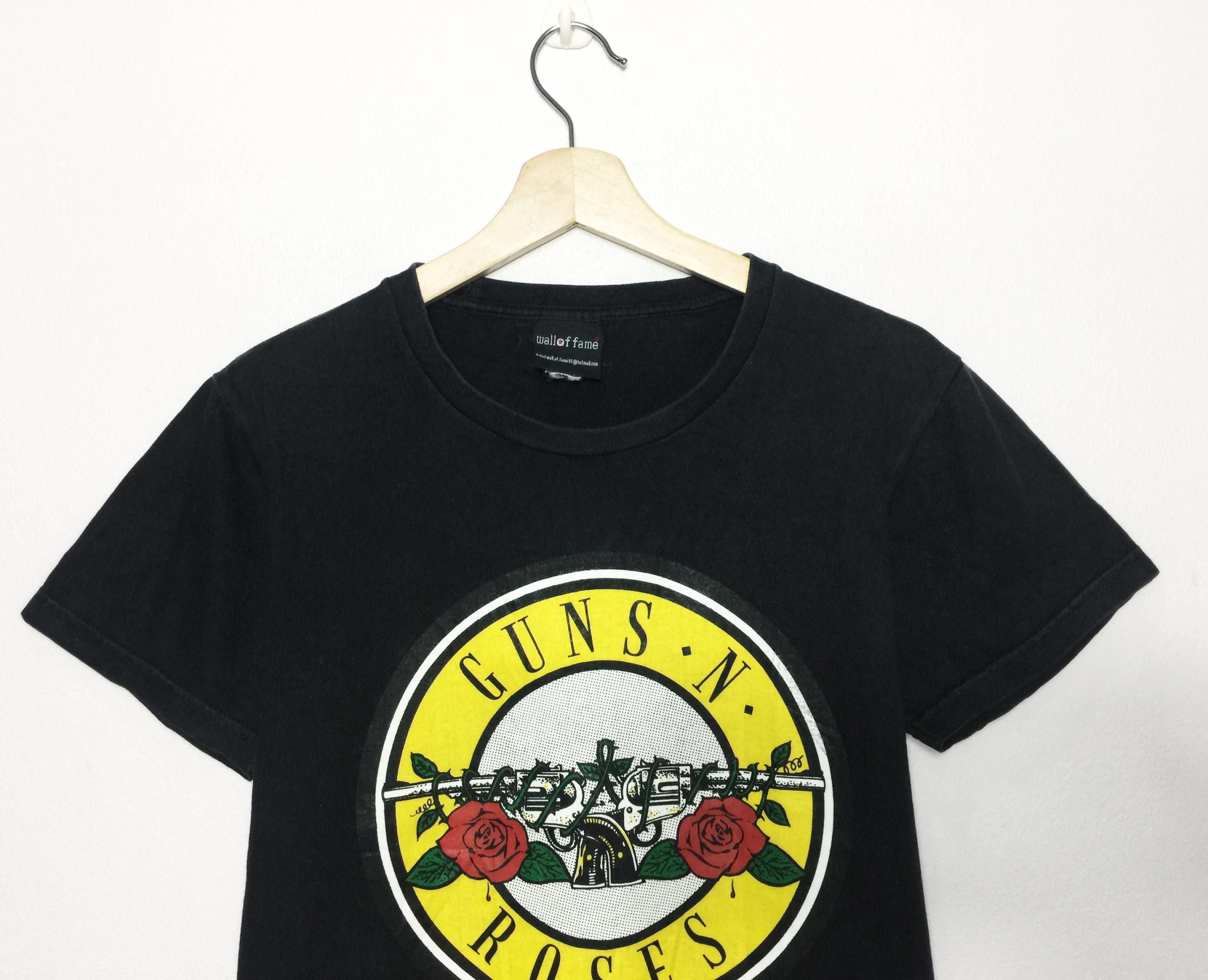 Guns N' Roses Rare Vintage 2004 Guns N Roses Band Tees Size US S / EU 44-46 / 1 - 2 Thumbnail