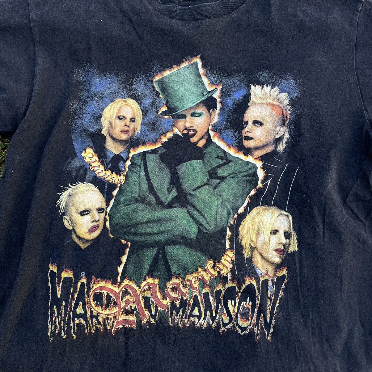 Vintage Vintage 90s Marilyn Manson Graphic Tee Faded Black Grunge L Size US L / EU 52-54 / 3 - 4 Thumbnail