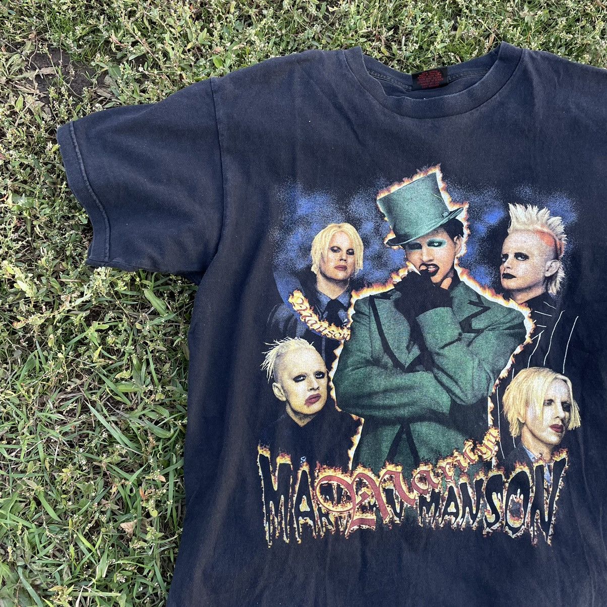Vintage Vintage 90s Marilyn Manson Graphic Tee Faded Black Grunge L Size US L / EU 52-54 / 3 - 3 Thumbnail