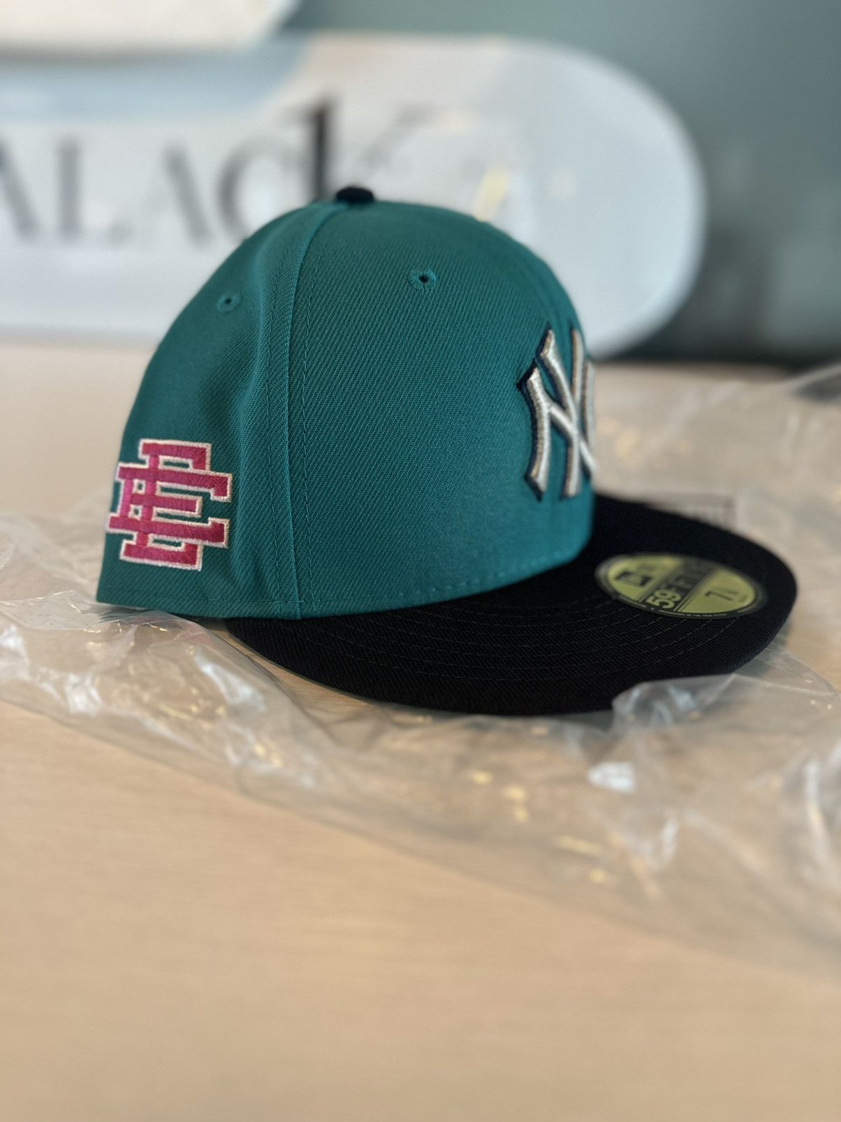 Eric Emanuel × New Era Eric Emanuel Teal Turquoise Two Tone 7 1/8