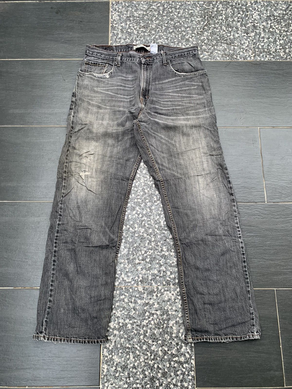 Levi's Vintage Levis 569 Distressed Denim Size US 38 / EU 54 - 1 Thumbnail
