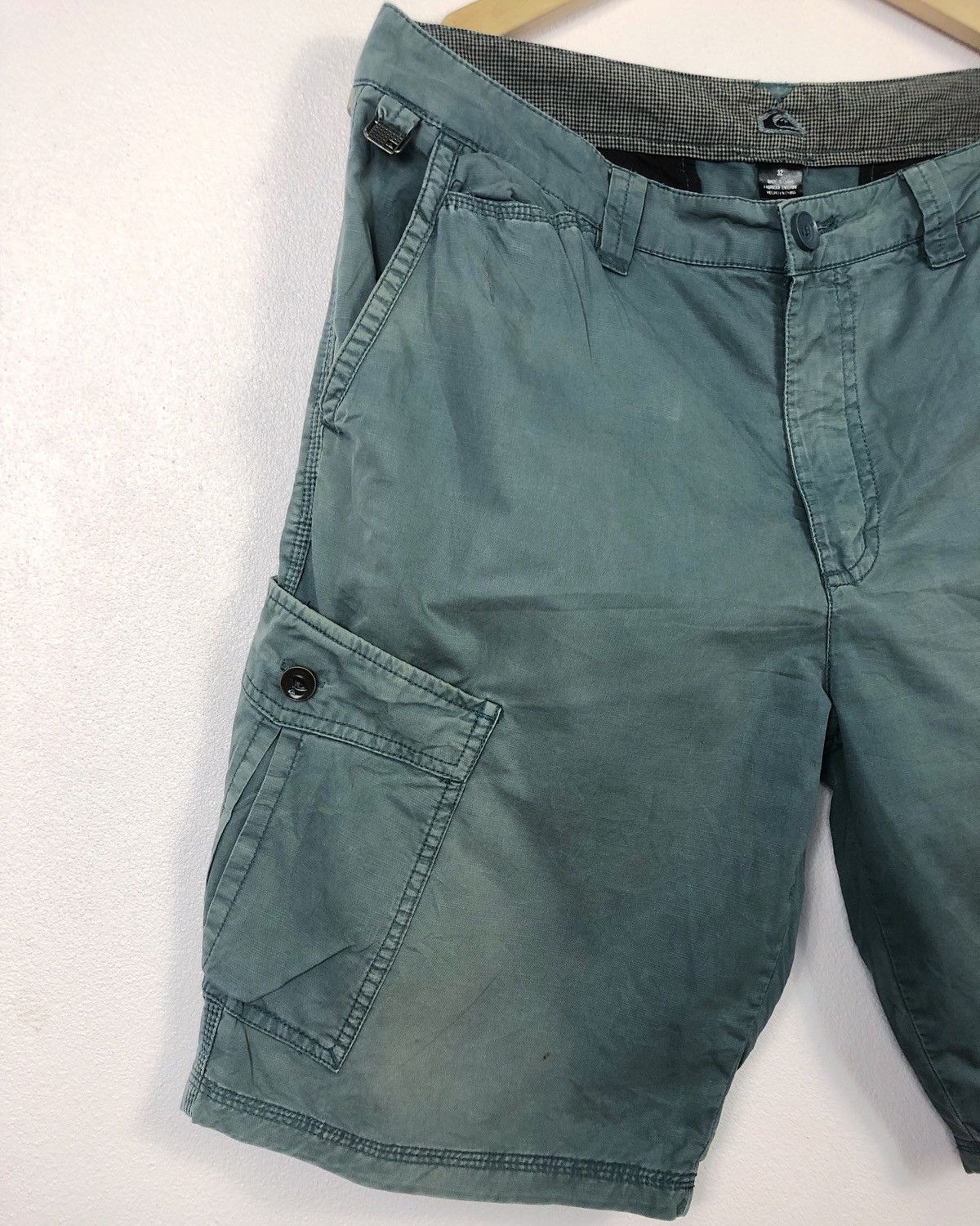 Quiksilver Rare Quiksilver Cargo Shorts Size US 32 / EU 48 - 3 Thumbnail