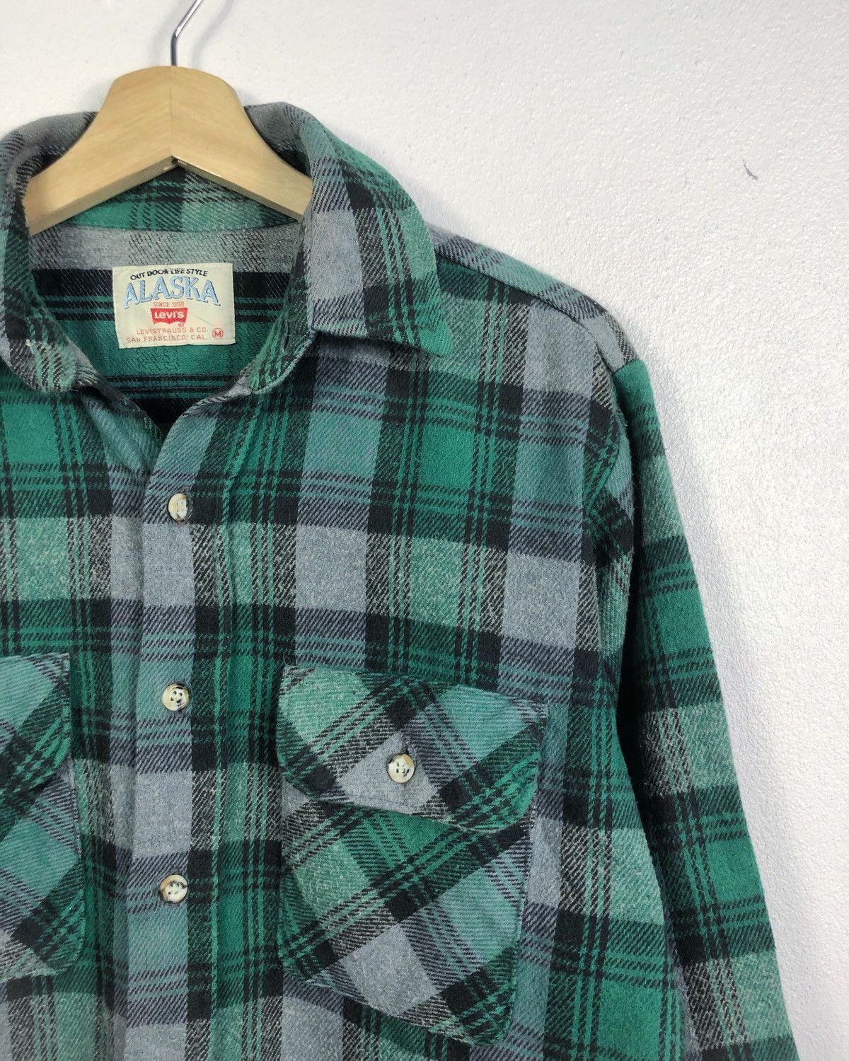 Levi's Vintage Levi’s Alaska Button Ups Flannel Shirt Made in USA Size US M / EU 48-50 / 2 - 3 Thumbnail