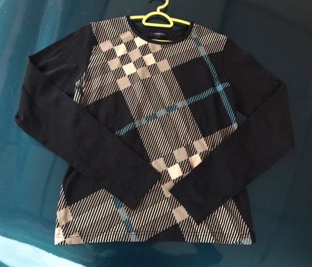 Burberry Authentic Burberry Longsleeve Shirt Size M / US 6-8 / IT 42-44 - 1 Thumbnail