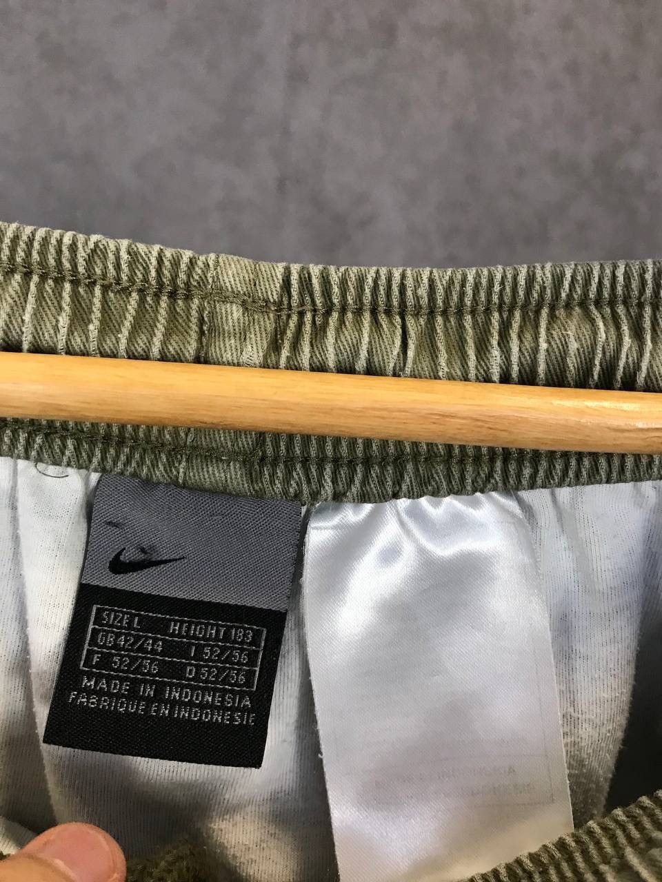 Nike × Vintage Nike Swoosh streetwear vintage shorts Size US 34 / EU 50 - 4 Thumbnail