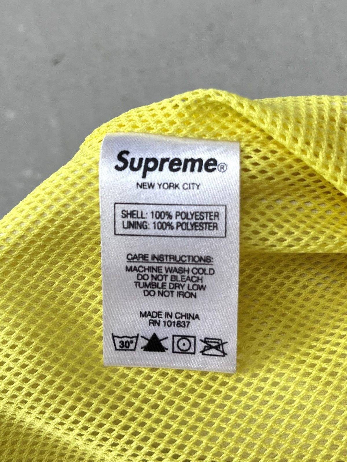 Supreme Supreme Yellow Gradient Track Pants Size US 32 / EU 48 - 7 Thumbnail