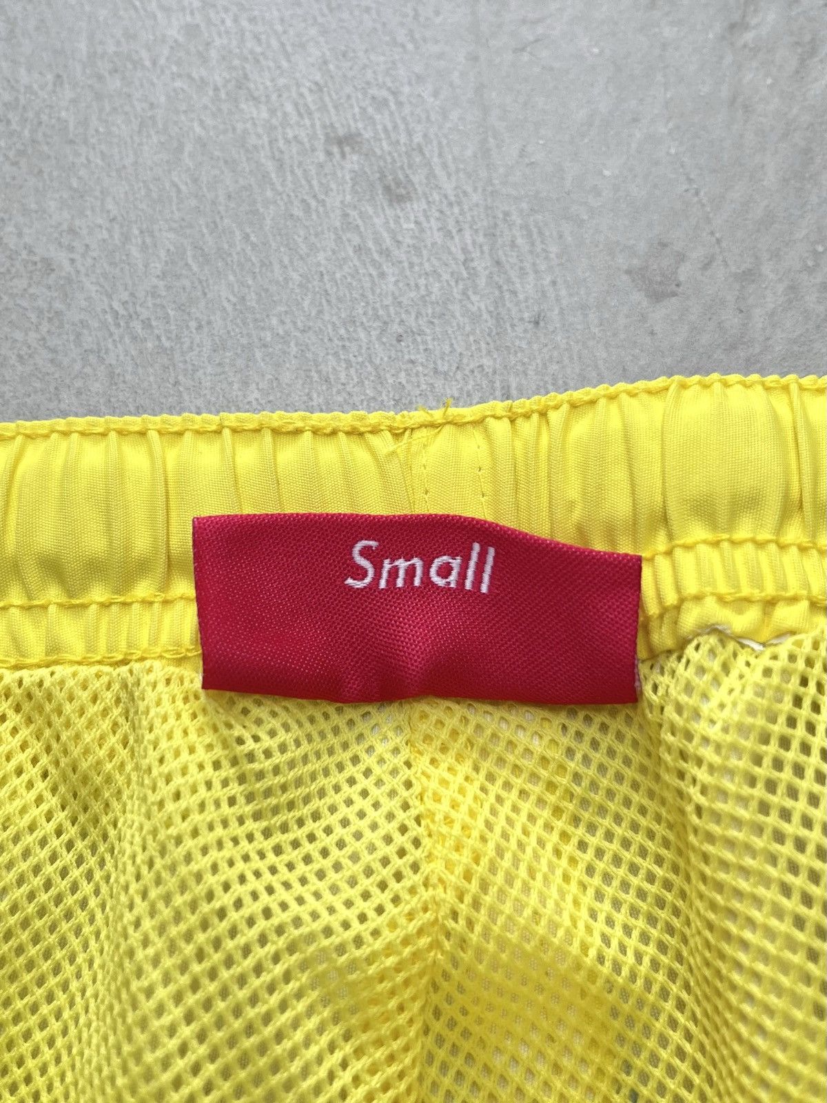 Supreme Supreme Yellow Gradient Track Pants Size US 32 / EU 48 - 5 Thumbnail