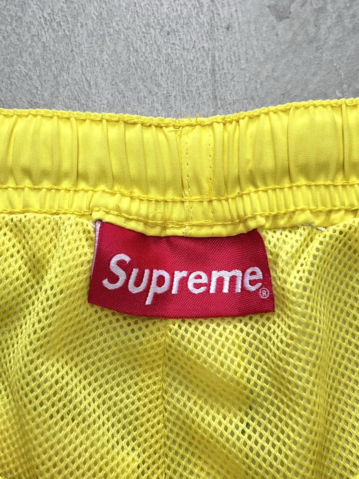 Supreme Supreme Yellow Gradient Track Pants Size US 32 / EU 48 - 4 Thumbnail