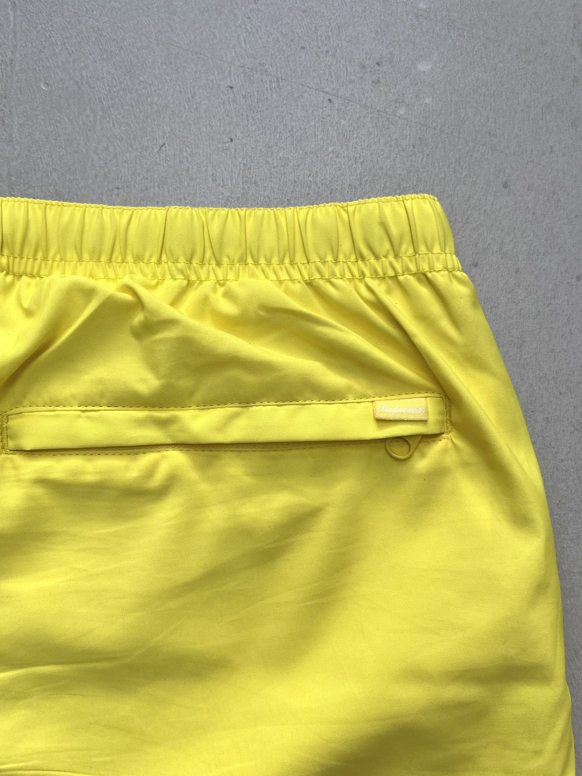 Supreme Supreme Yellow Gradient Track Pants Size US 32 / EU 48 - 6 Thumbnail
