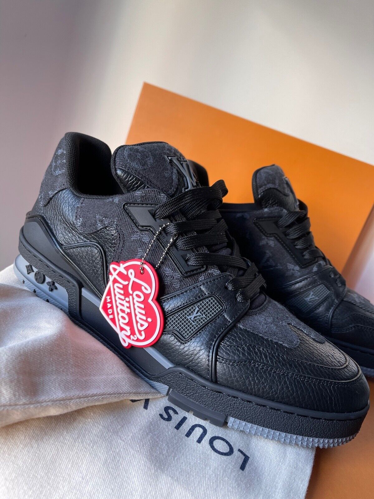 Louis Vuitton By Virgil Abloh x Nigo 'LV2 Trainers' – HERO