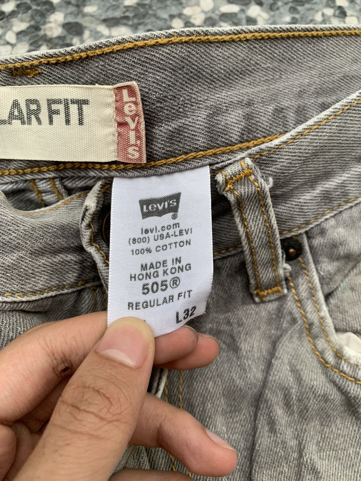 Levi's Vintage Levis 505 Distressed Denim Size US 32 / EU 48 - 4 Thumbnail