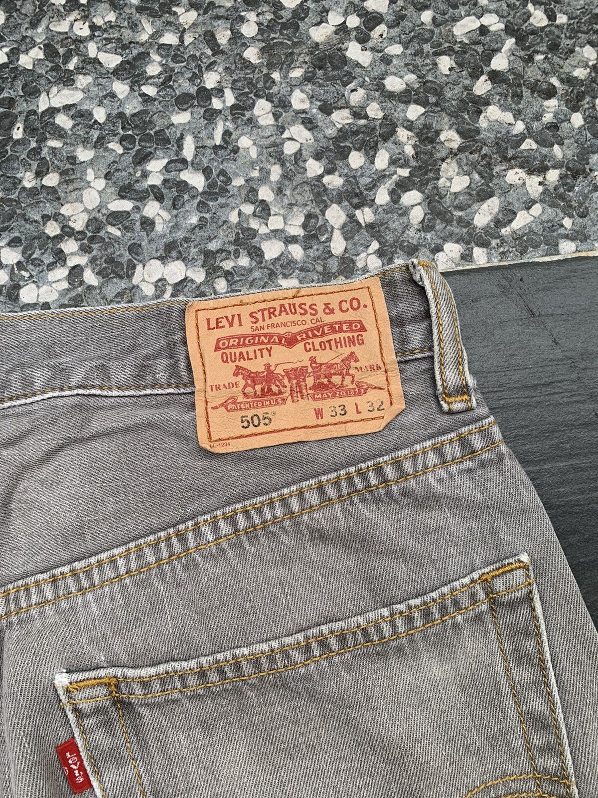 Levi's Vintage Levis 505 Distressed Denim Size US 32 / EU 48 - 9 Thumbnail