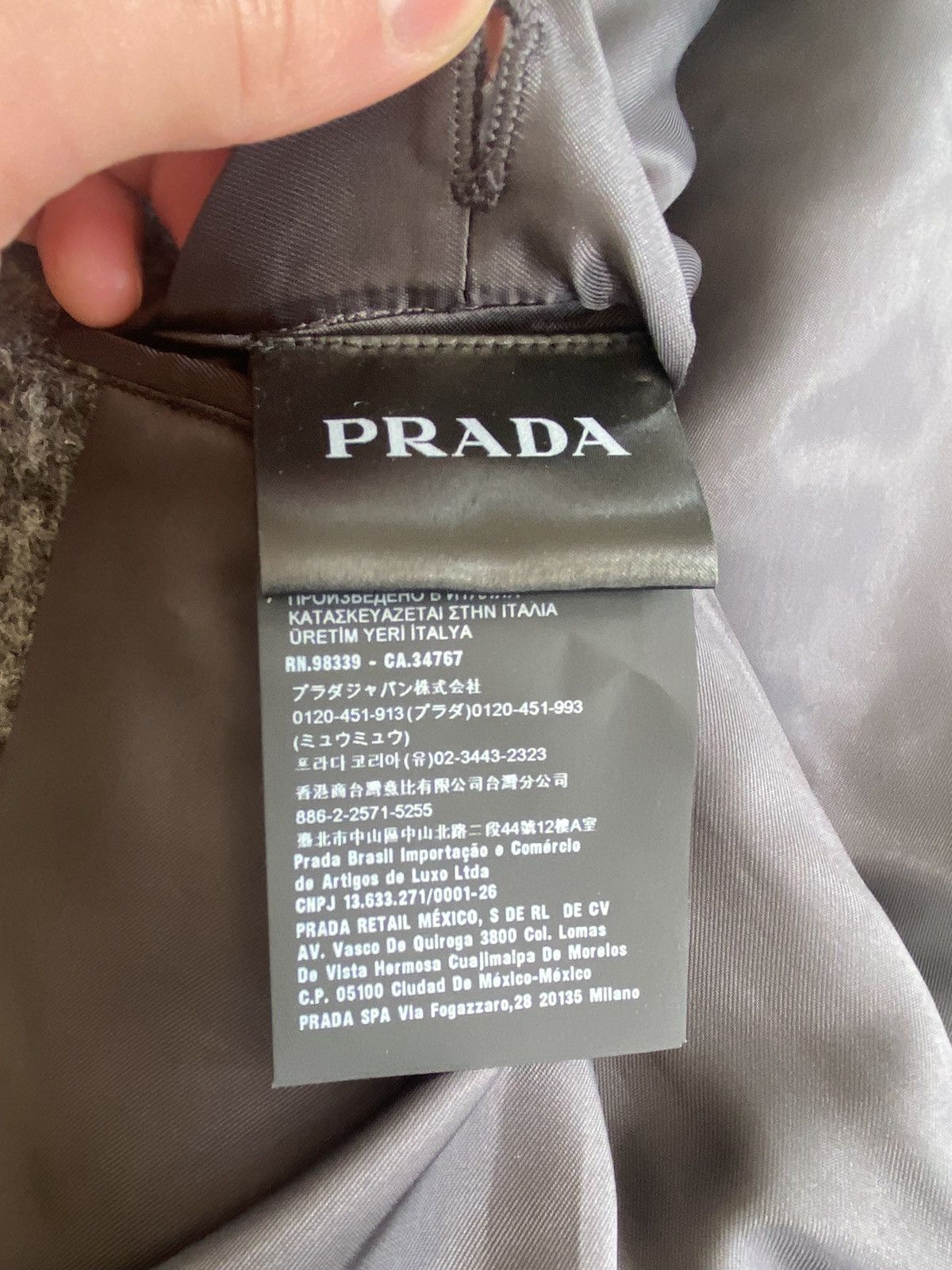 Prada FW20 GRAIL SAMPLE RUNWAY BOUCLE COAT Size US M / EU 48-50 / 2 - 9 Thumbnail