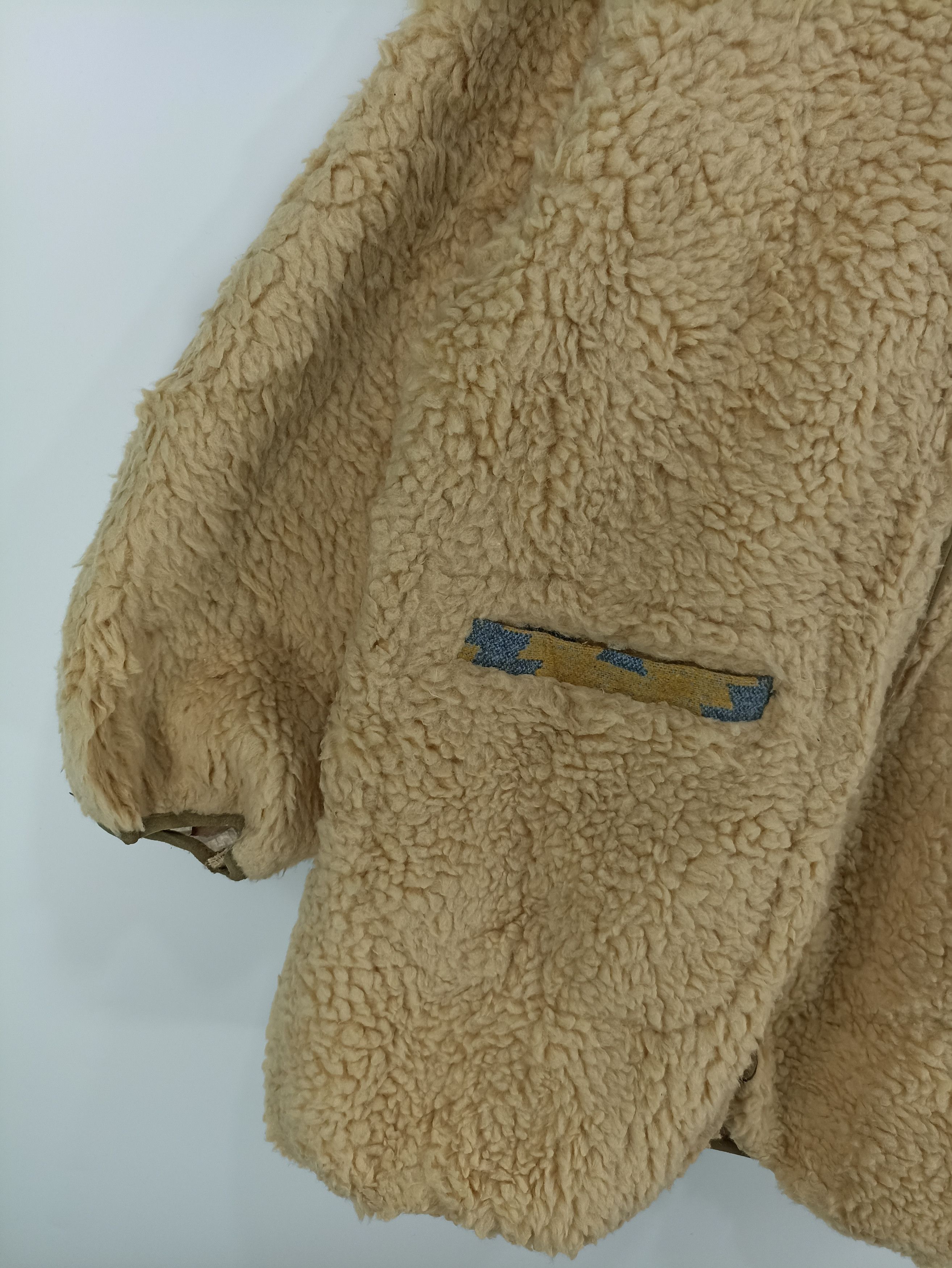 Japanese Brand × Native × Vintage Vintage Titicaca Deep Pile Sherpa Fleece Cardigan Size US L / EU 52-54 / 3 - 3 Thumbnail