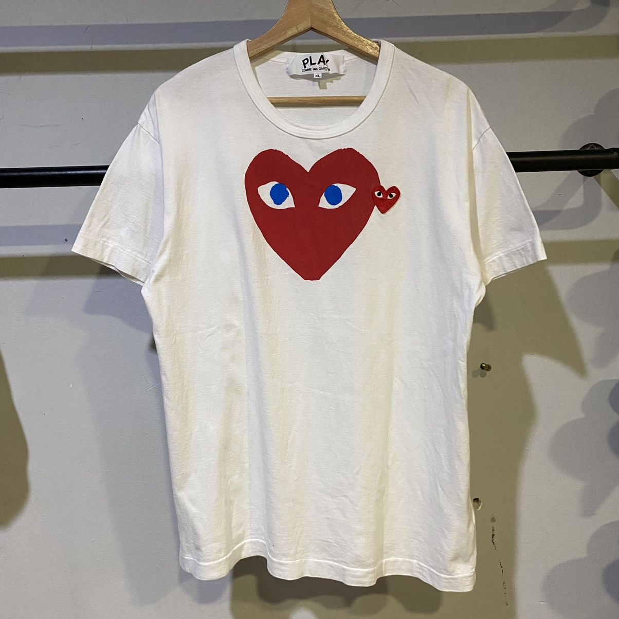 Comme des Garcons × Comme des Garcons PLAY × Comme des Garcons SHIRT Comme Des Garcons Play Embroided Love Tee Size US L / EU 52-54 / 3 - 1 Thumbnail