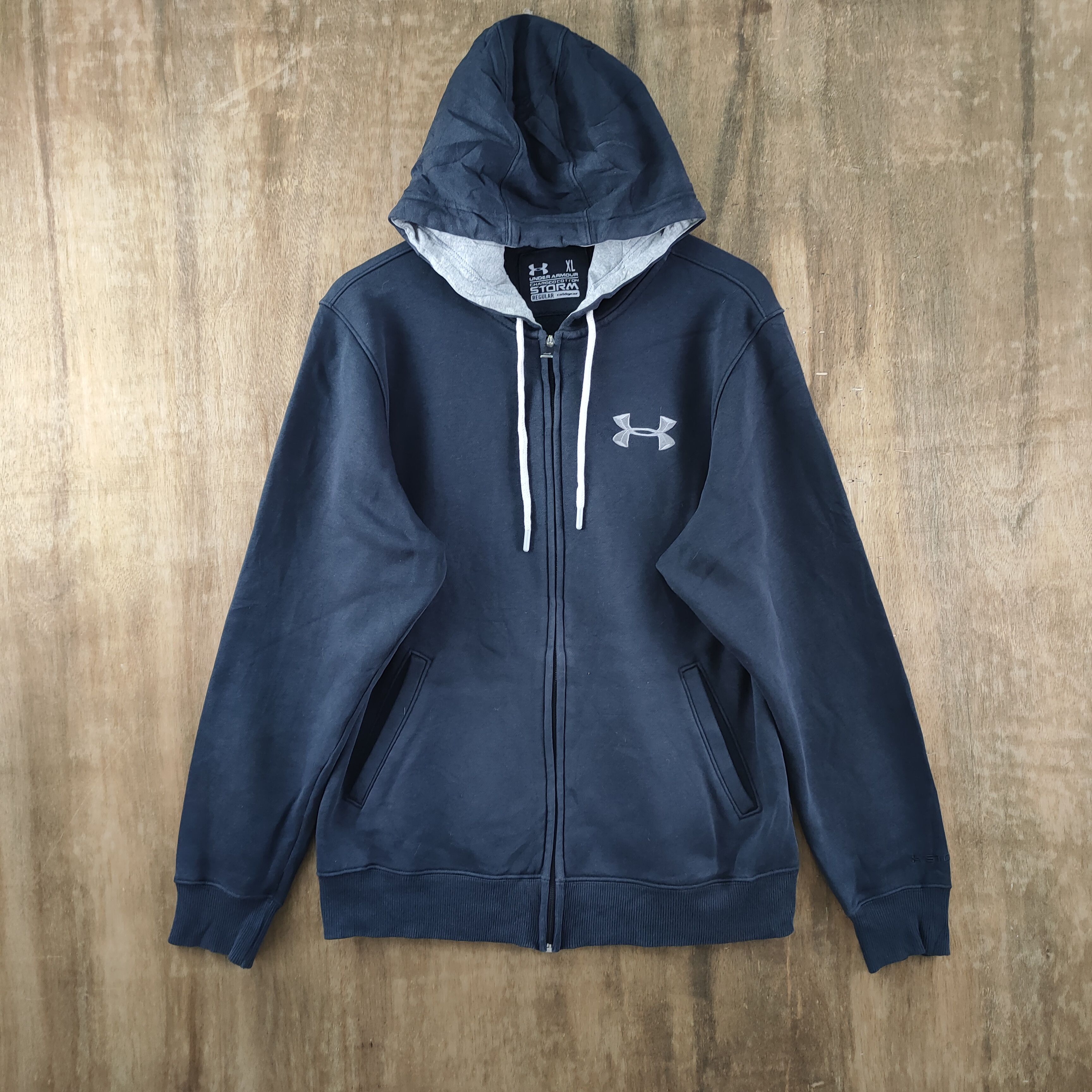 Under Armour VINTAGE UNDER ARMOUR FADED BLACK BIG LOGO SWEATSHIRT Size US XL / EU 56 / 4 - 1 Thumbnail