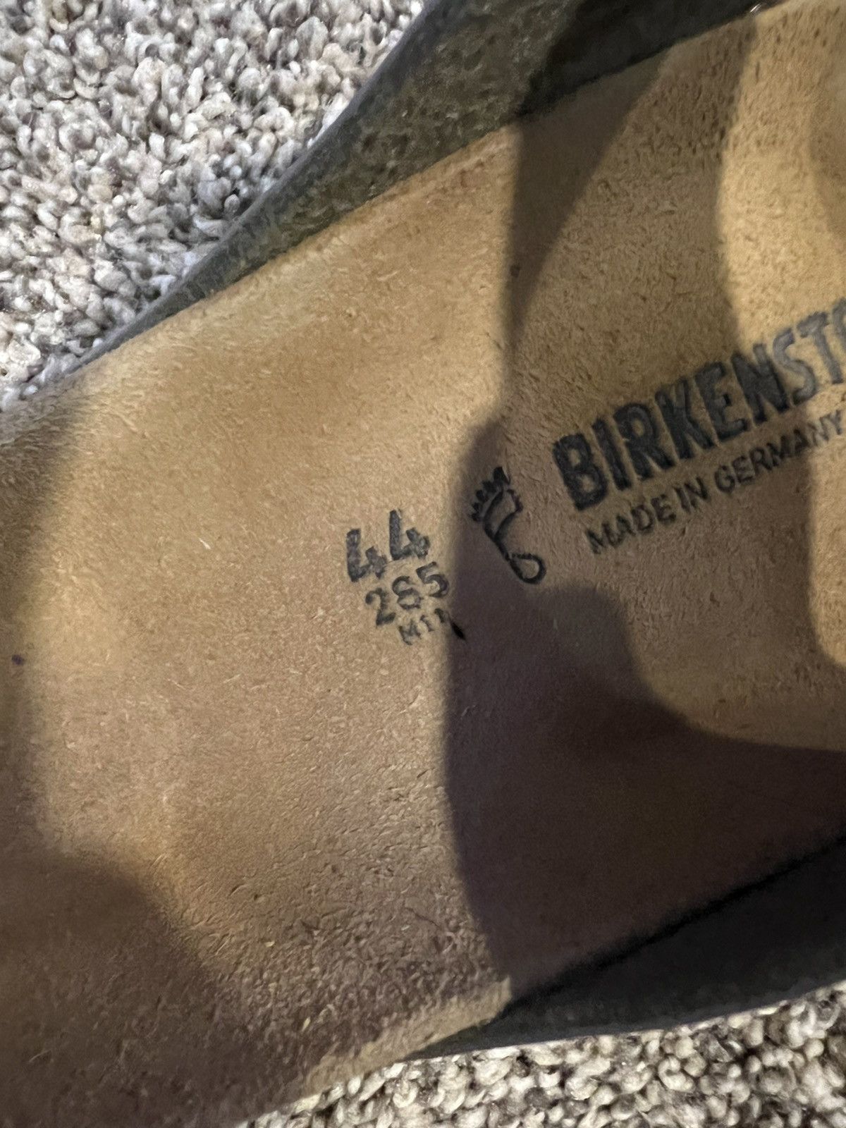 Birkenstock Birkenstock Arizona suede sandal Size US 11 / EU 44 - 4 Thumbnail