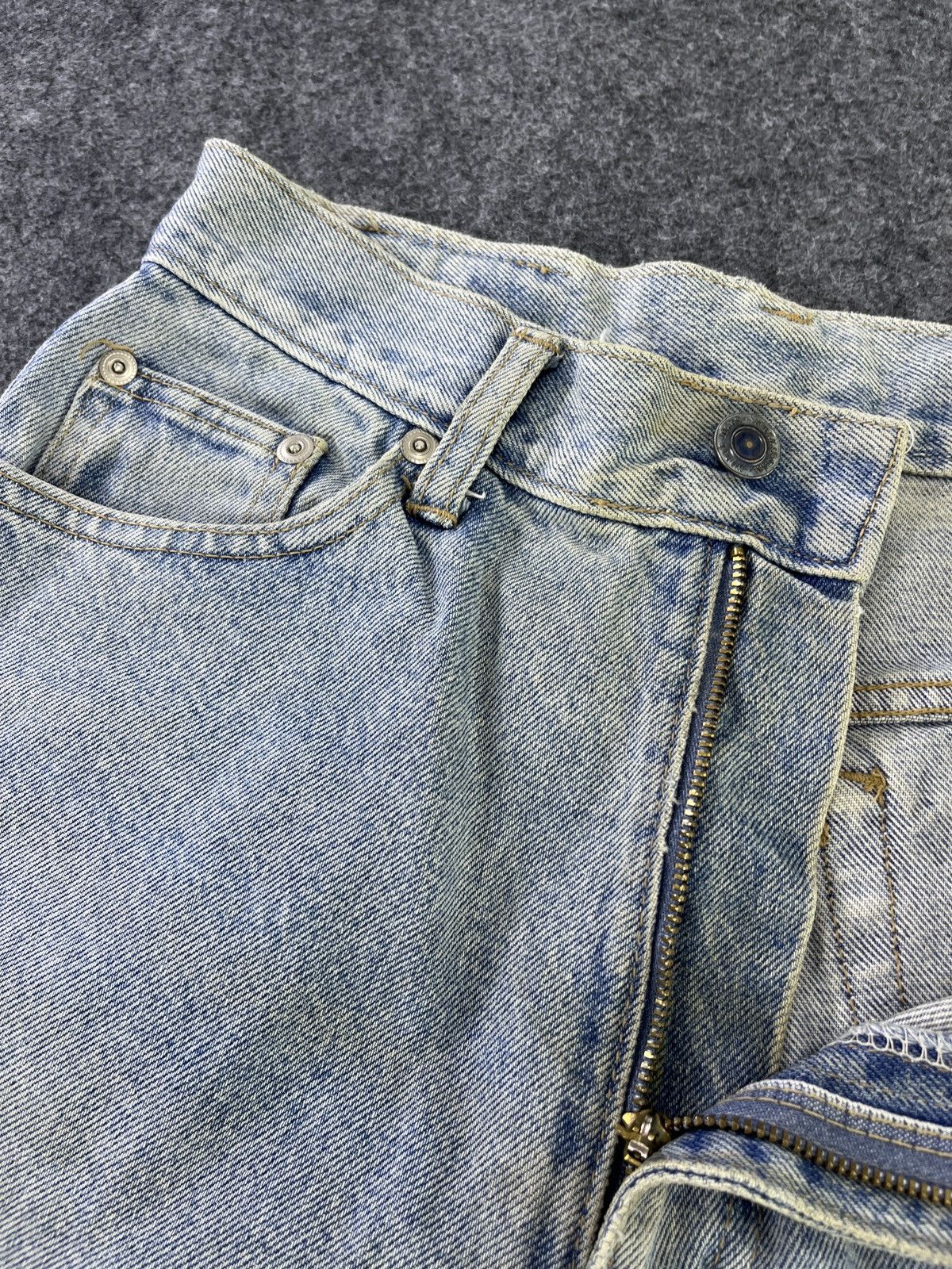 Japanese Brand Japanese Brand High Waisted Denim Distressed Jeans - J952 Size US 27 - 8 Thumbnail