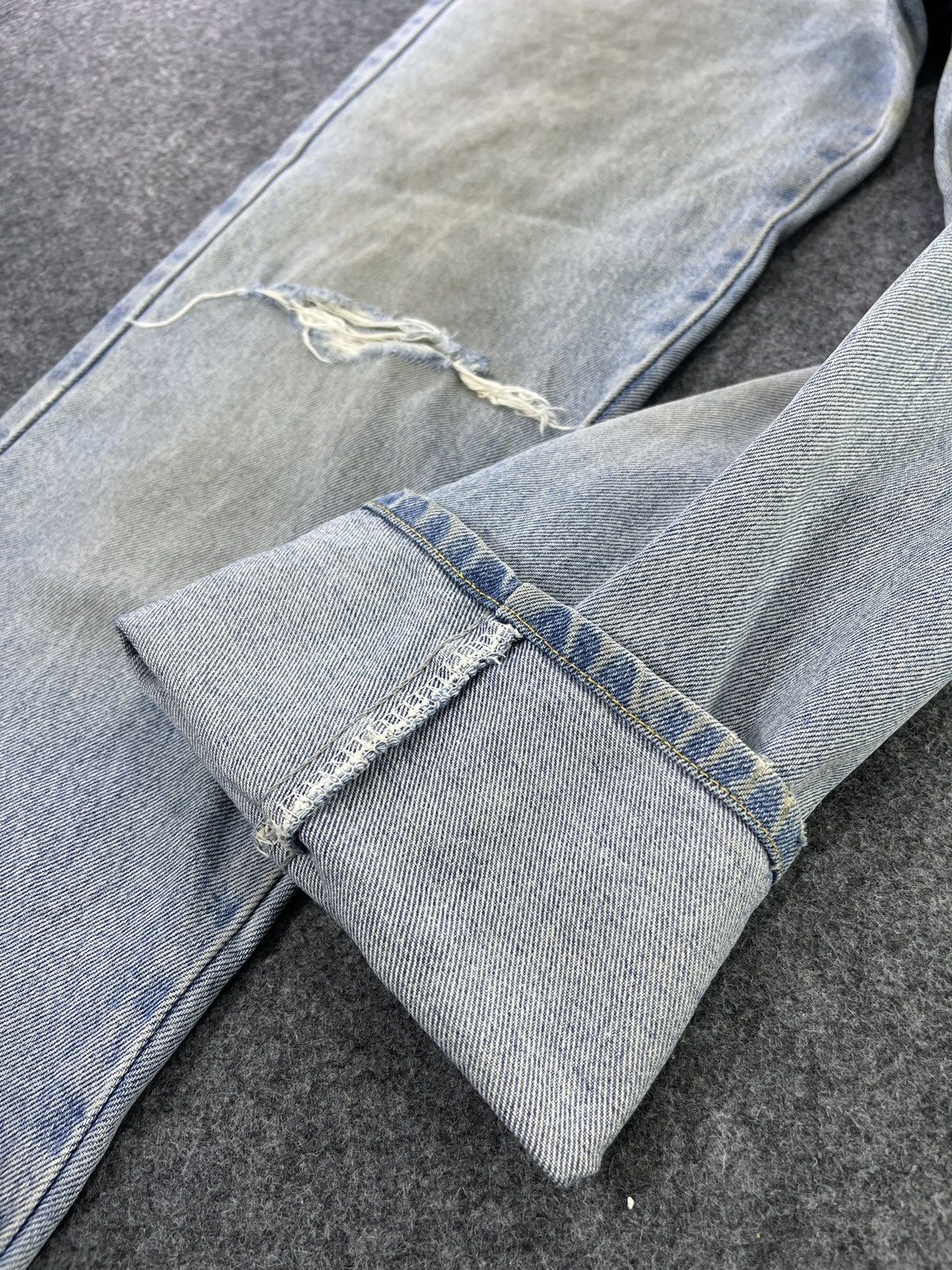 Japanese Brand Japanese Brand High Waisted Denim Distressed Jeans - J952 Size US 27 - 7 Thumbnail