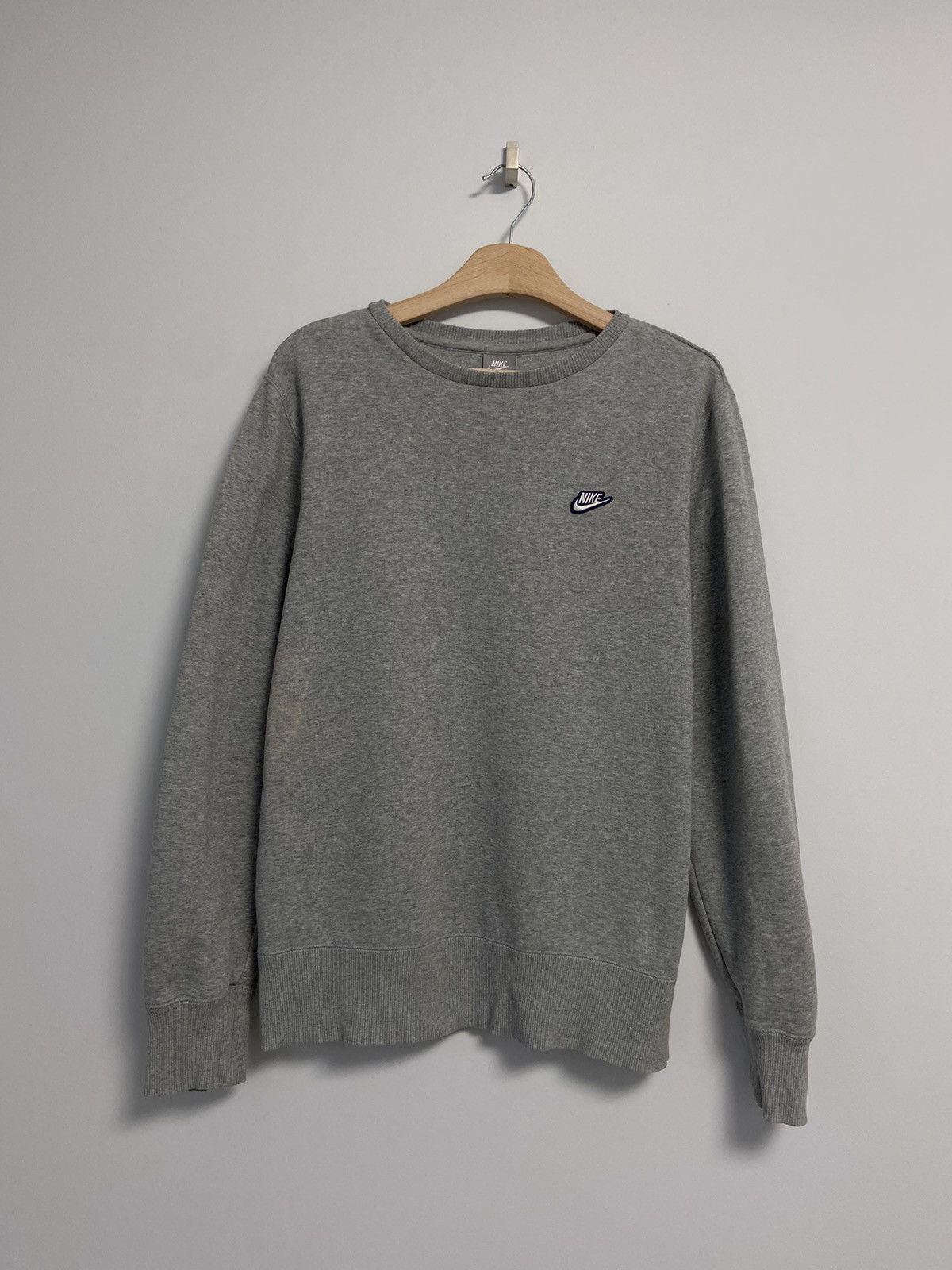 Vintage Nike Vintage Sweatshirt Logo 90’s Size US L / EU 52-54 / 3 - 1 Thumbnail
