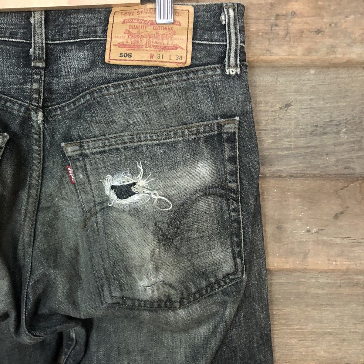 Vintage 505 Levis vintage Black Distressed Denim Pants #5122 Size US 31 - 15 Thumbnail