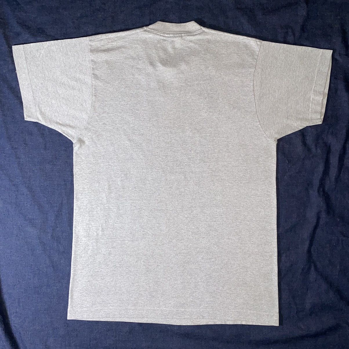 Vintage VINTAGE 80S MADMAX MEL GIBSON MOVIE T-SHIRT Size US S / EU 44-46 / 1 - 4 Thumbnail