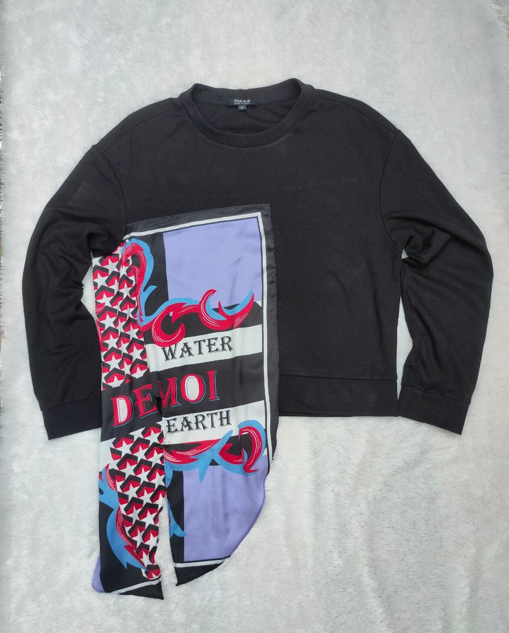 Mia Mia ( Maison de Maxmiya ) Fancy Cropped Sweatshirt