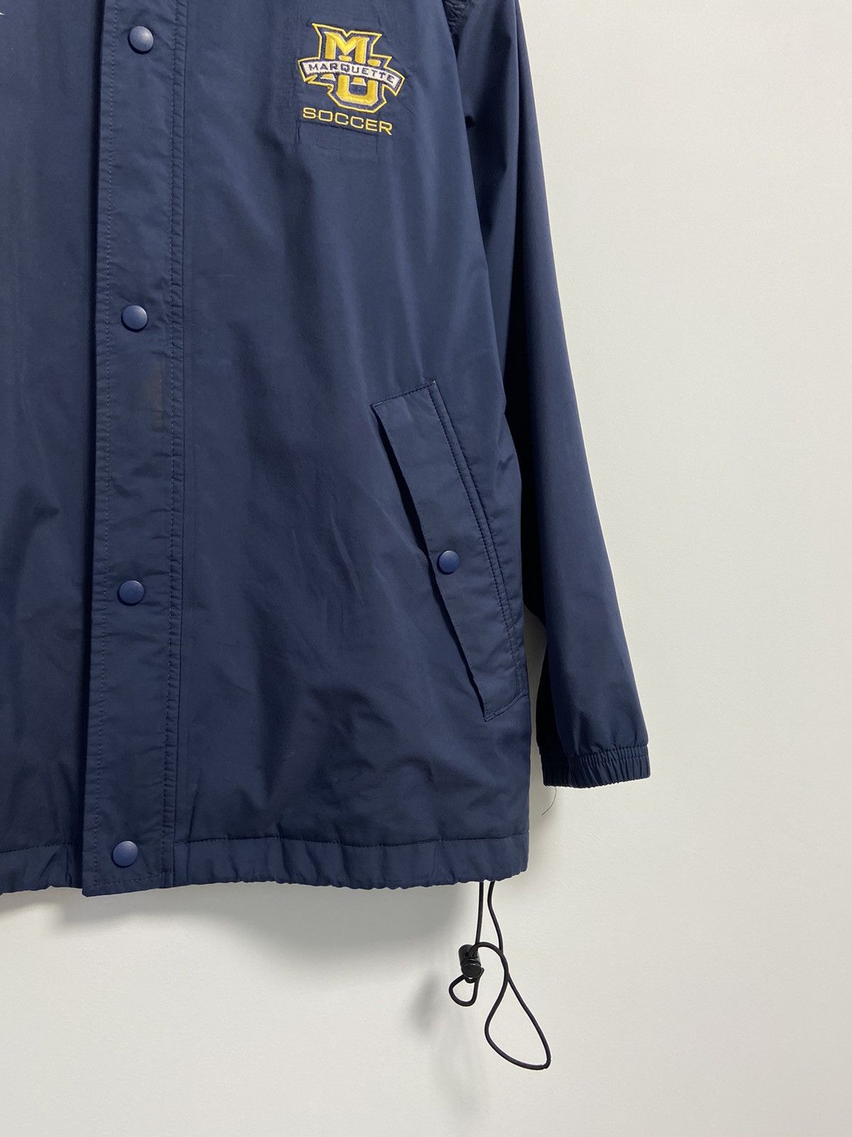 Vintage Nike Marquette Soccer Vintage Jacket Size US L / EU 52-54 / 3 - 3 Thumbnail