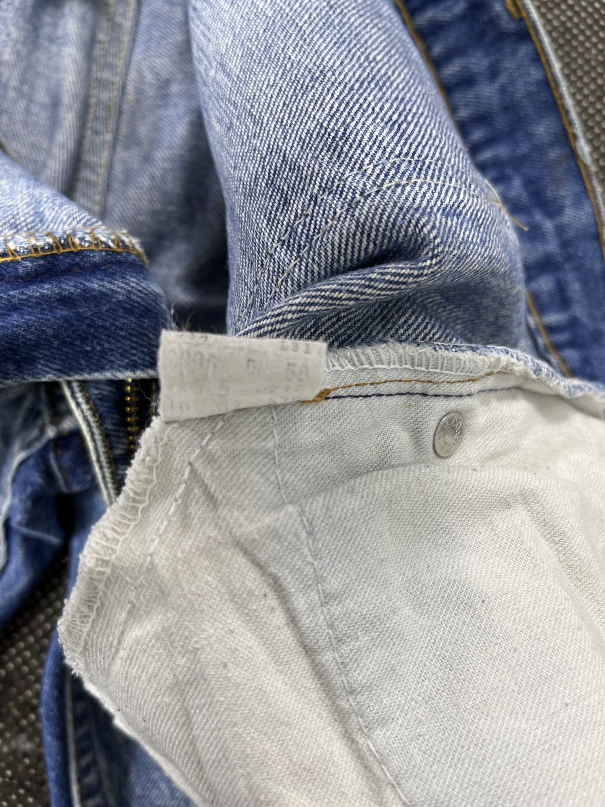 Levi's 80s Vintage Levis 505 Stone Wash Jeans - J601 Size US 38 / EU 54 - 12 Thumbnail