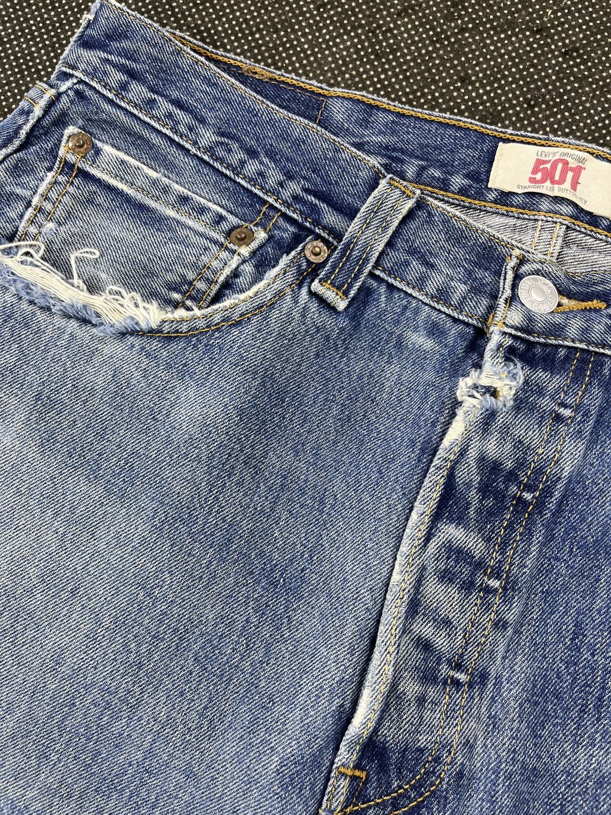 Levi's Vintage Levis 501 Splashed Paint Jeans - J556 Size US 33 - 7 Thumbnail