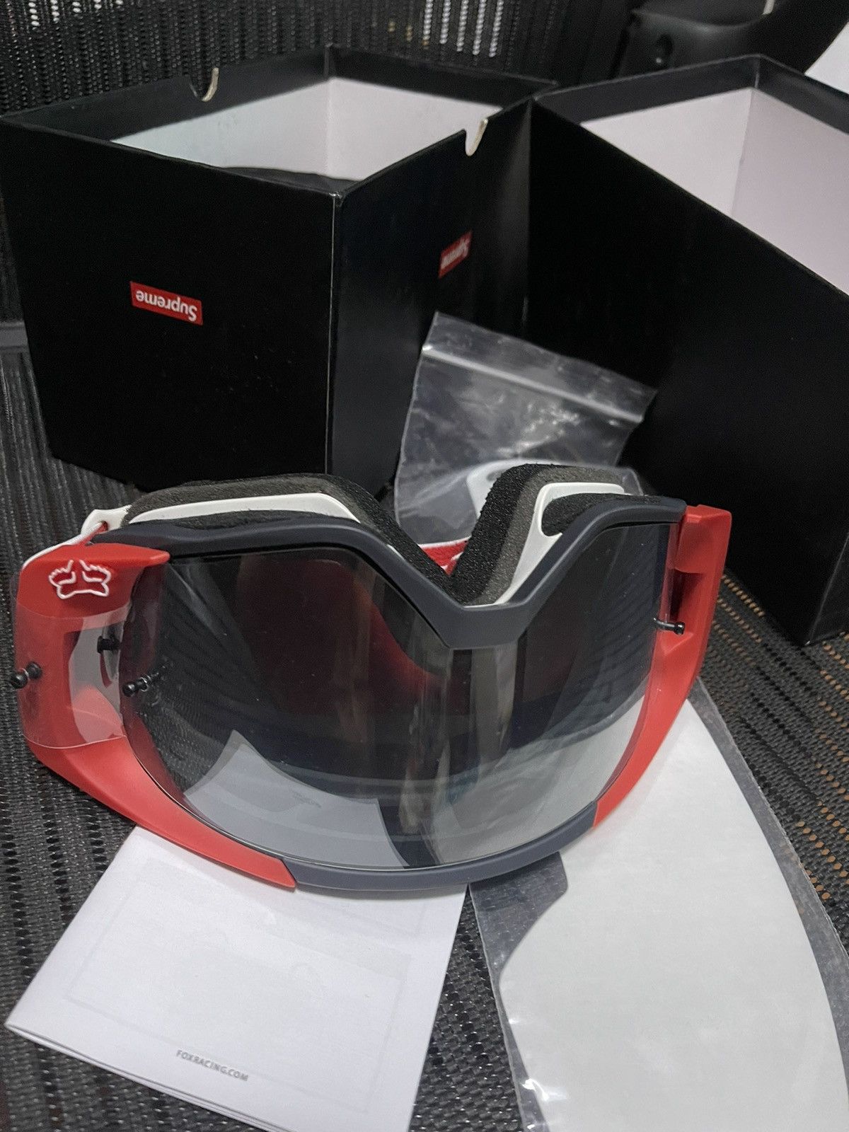 Supreme Supreme Fox racing vue Goggles red Size ONE SIZE - 2 Thumbnail