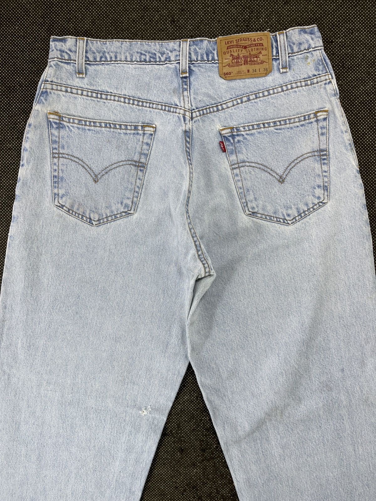 Levi's 90s Vintage Levis 560 Light Wash Jeans - J568 Size US 34 / EU 50 - 8 Thumbnail