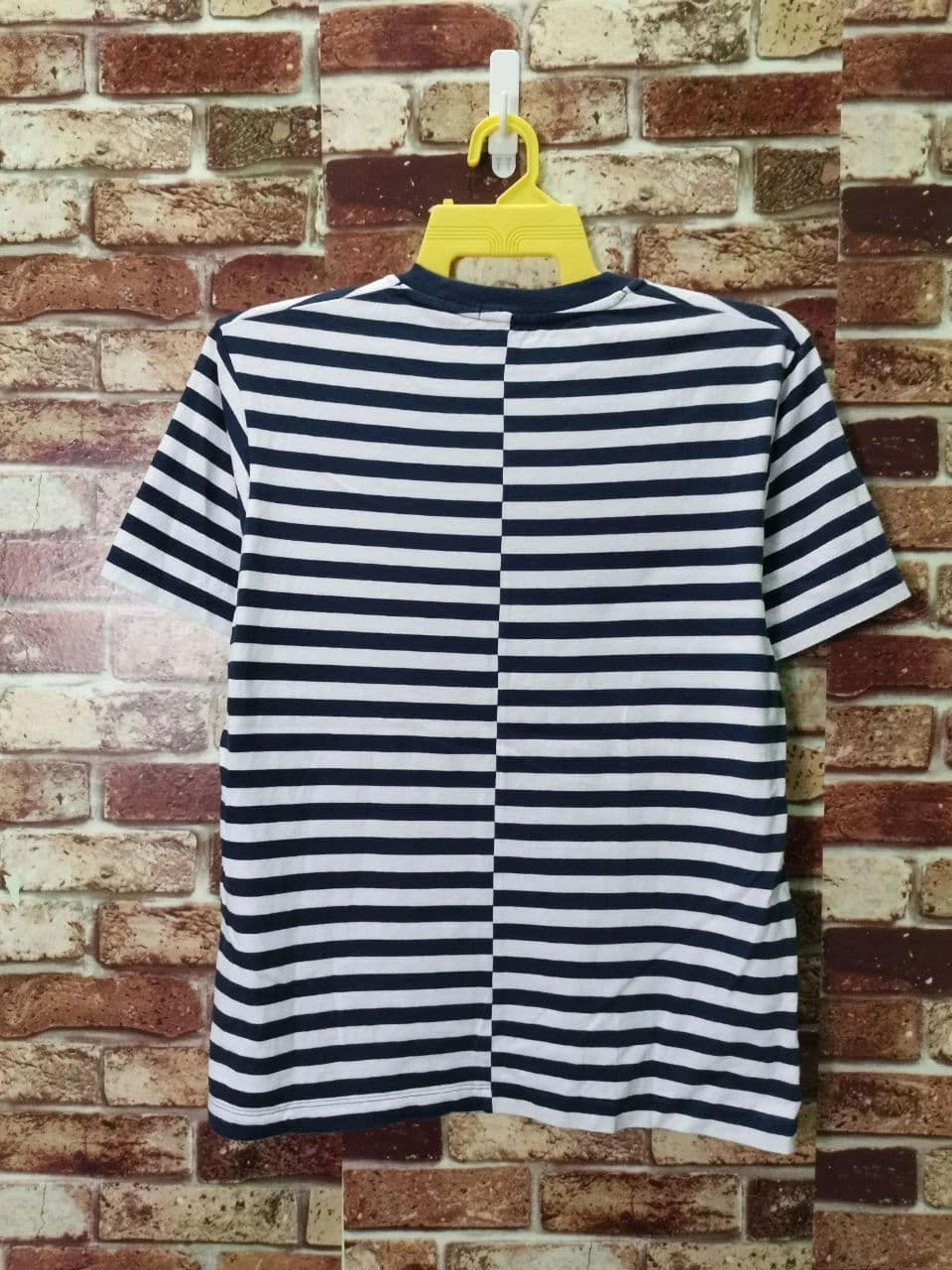 Designer × JW Anderson × Vintage JW Anderson X Uniqlo Stripe Shirt Made in Cambodia Size US S / EU 44-46 / 1 - 3 Thumbnail