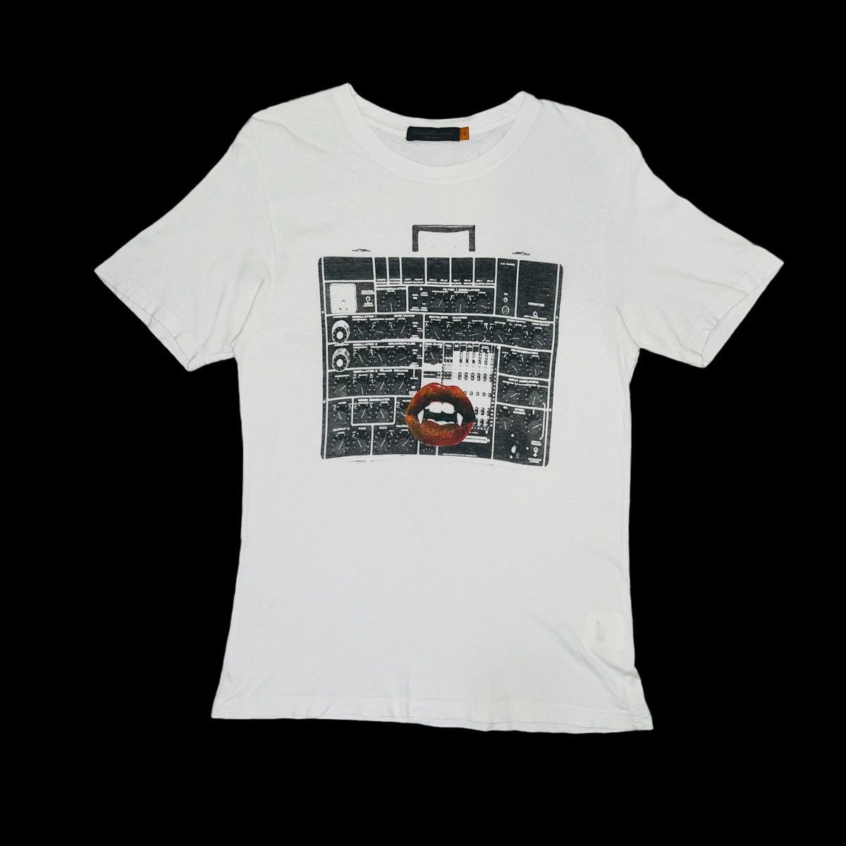 Jun Takahashi × Undercover Undercover Radio Lips 2000s Undercoverism Rebel T Shirt Size US M / EU 48-50 / 2 - 1 Thumbnail