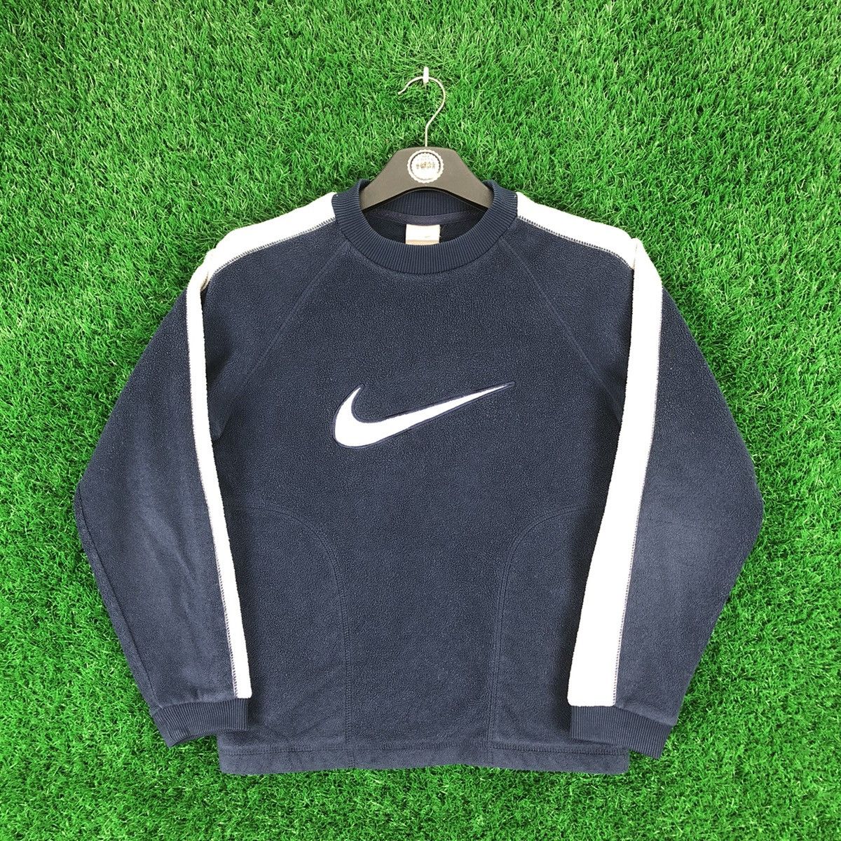 Vintage 90's Nike Embroidered Swoosh Long Sleeve Tee, image size:1200x1200