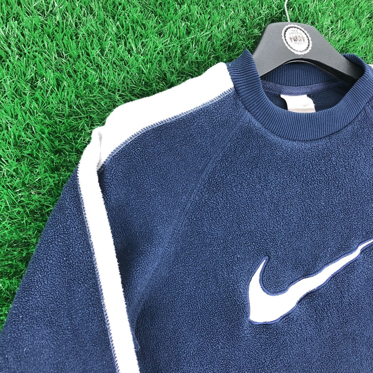 Nike Vintage Nike Big Swoosh Embroidered Fleece Long Sleeve Size US S / EU 44-46 / 1 - 2 Thumbnail