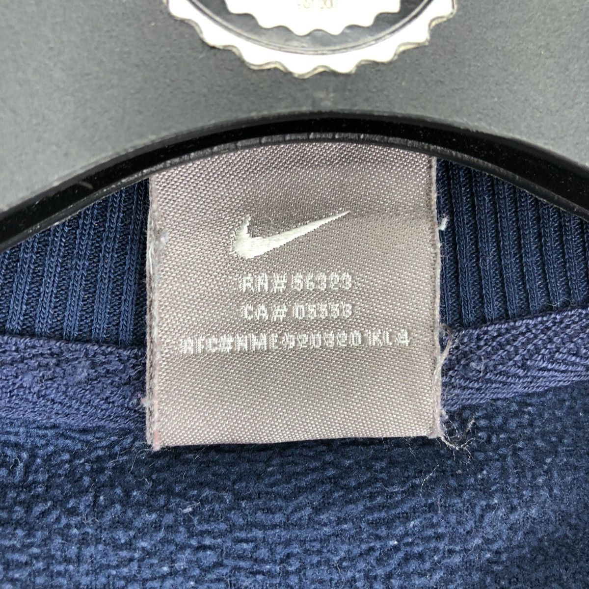 Nike Vintage Nike Big Swoosh Embroidered Fleece Long Sleeve Size US S / EU 44-46 / 1 - 15 Thumbnail