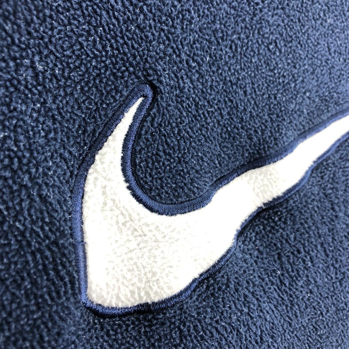 Nike Vintage Nike Big Swoosh Embroidered Fleece Long Sleeve Size US S / EU 44-46 / 1 - 9 Thumbnail