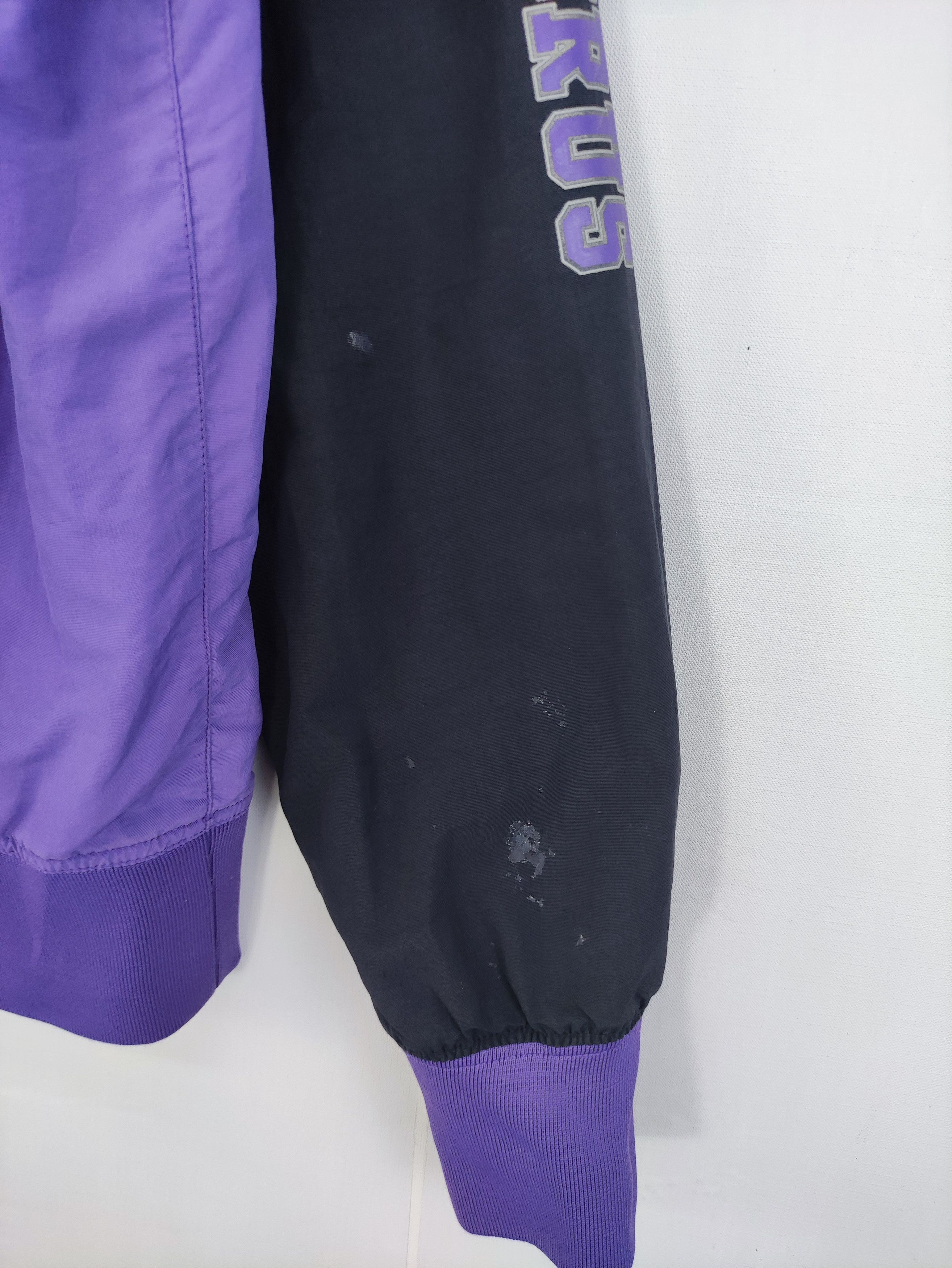 Nike Vintage Nike Windbreaker Sweater Half Zipper Hoodie Size US L / EU 52-54 / 3 - 19 Thumbnail