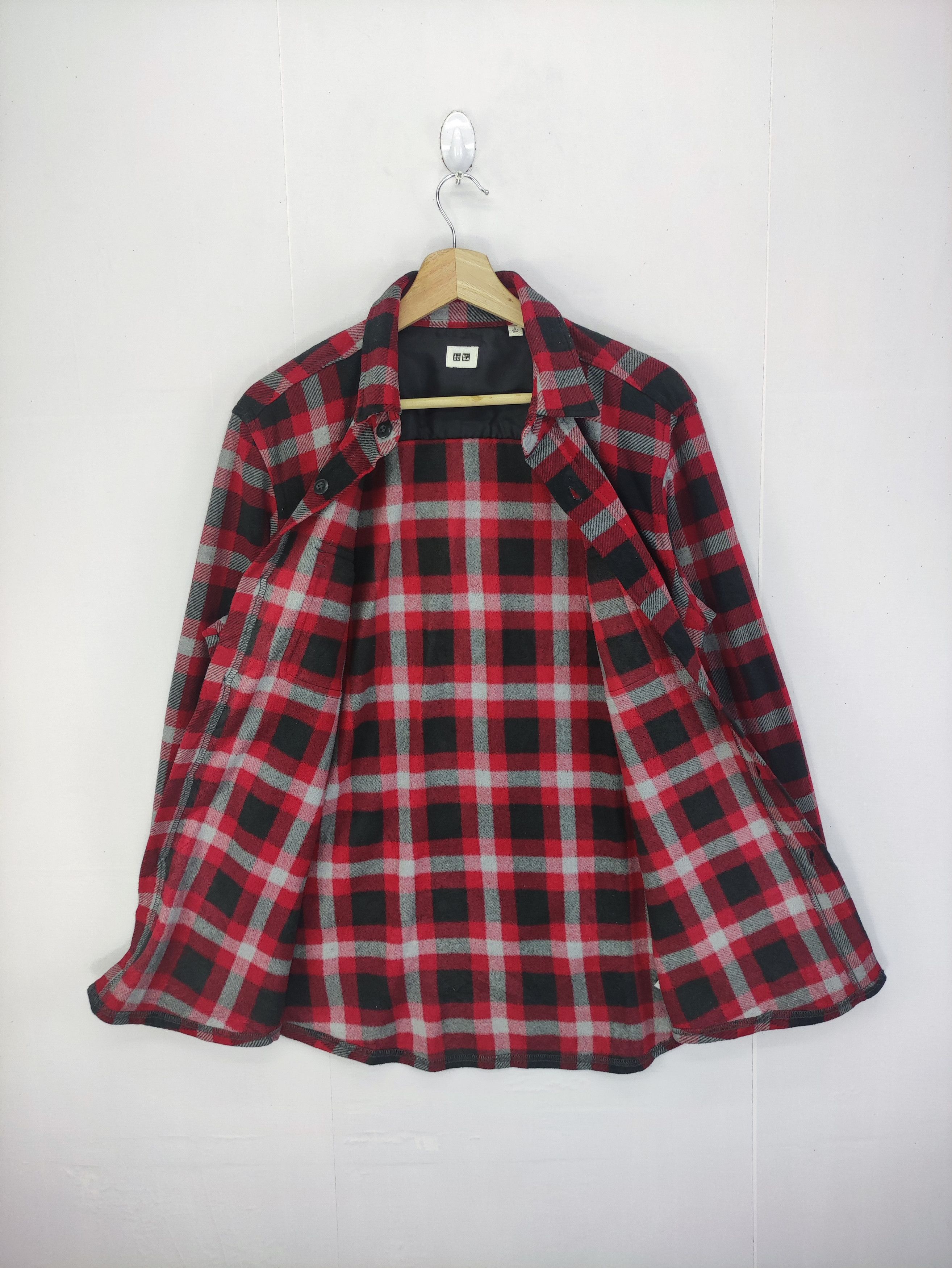 Uniqlo Vintage Uniqlo Flannel Checkered Shirt Button Up Size US M / EU 48-50 / 2 - 3 Thumbnail