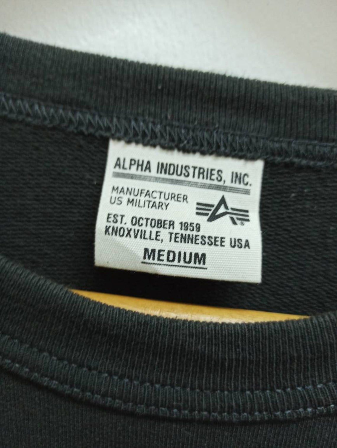Alpha Industries Vintage Alpha Industries Big Logo Sweatshirt Crewneck Size US L / EU 52-54 / 3 - 4 Thumbnail