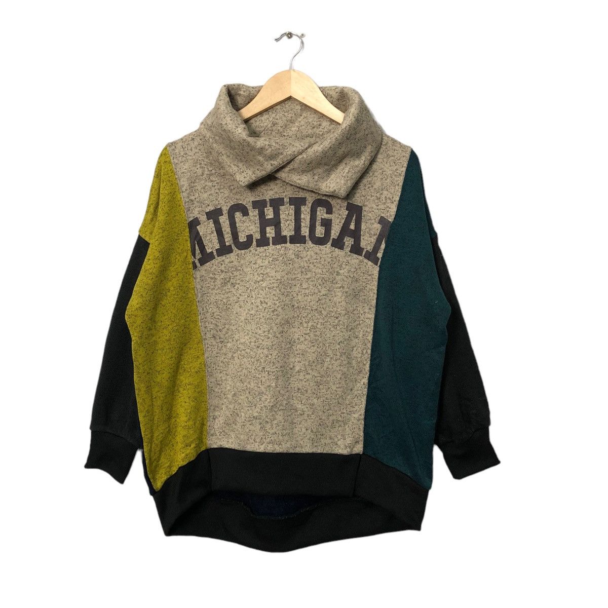Japanese Brand Vintage Michigan Spell Out Big Logo Sweatshirt Size US XL / EU 56 / 4 - 1 Thumbnail