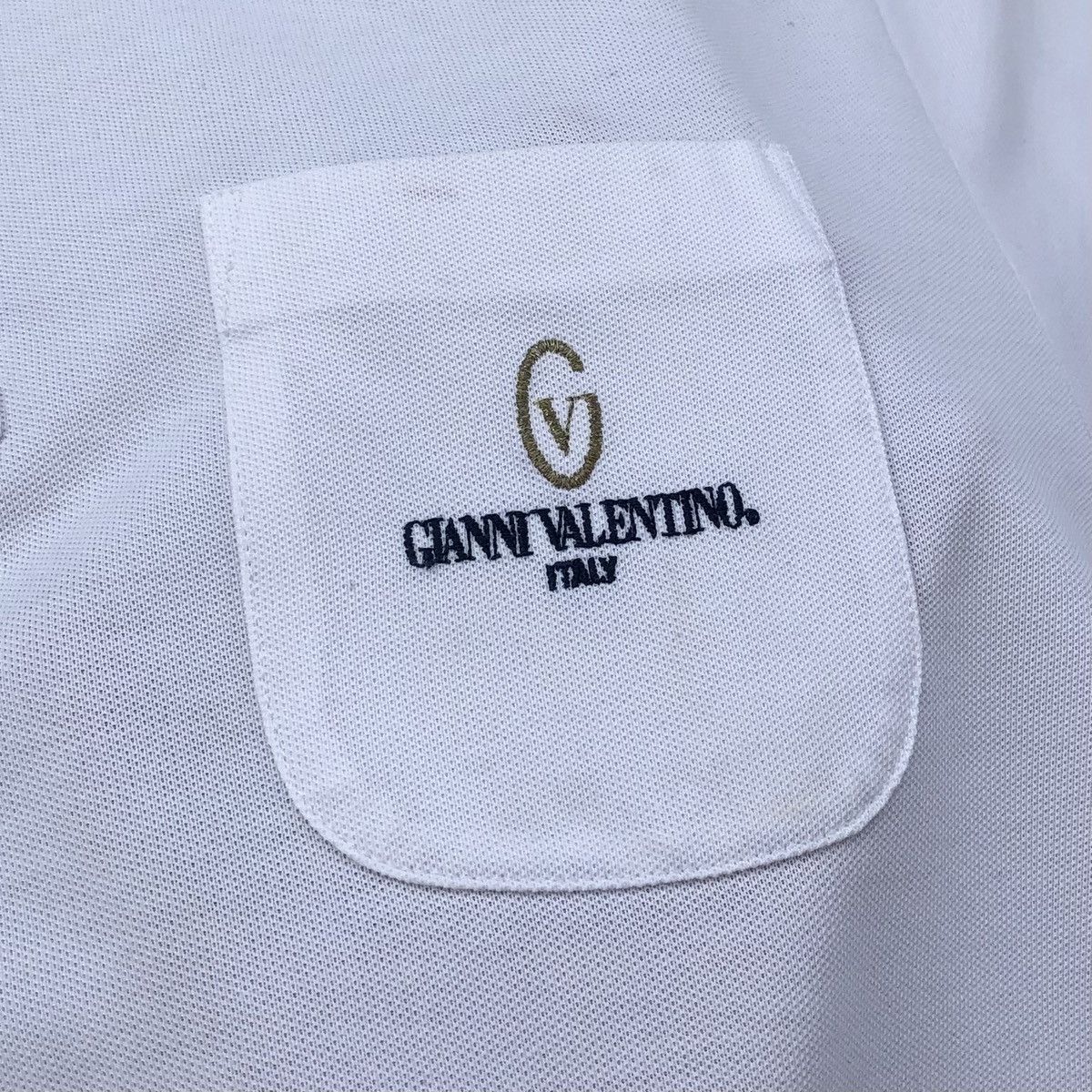 Gianni Valentino Gianni Valentino Italy Single Pocket Embroidery Logo T-shirt Size US L / EU 52-54 / 3 - 5 Thumbnail