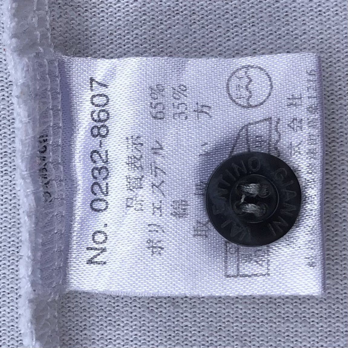Gianni Valentino Gianni Valentino Italy Single Pocket Embroidery Logo T-shirt Size US L / EU 52-54 / 3 - 13 Thumbnail