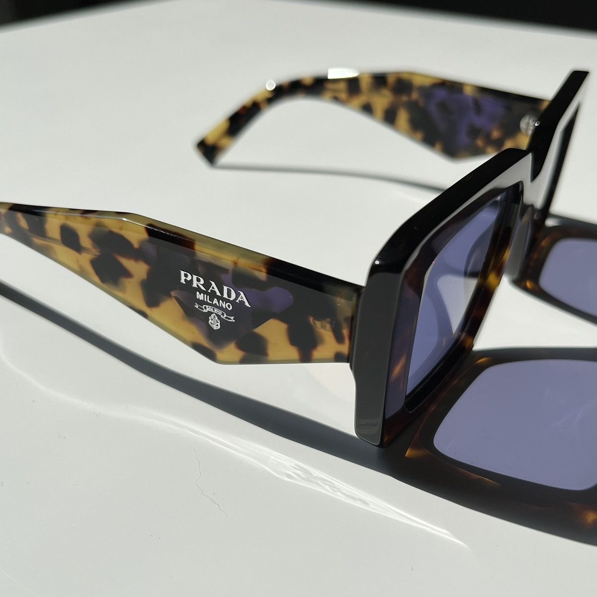 Prada Prada Oversized Symbol Sunglasses SPR 23y Size ONE SIZE - 5 Thumbnail
